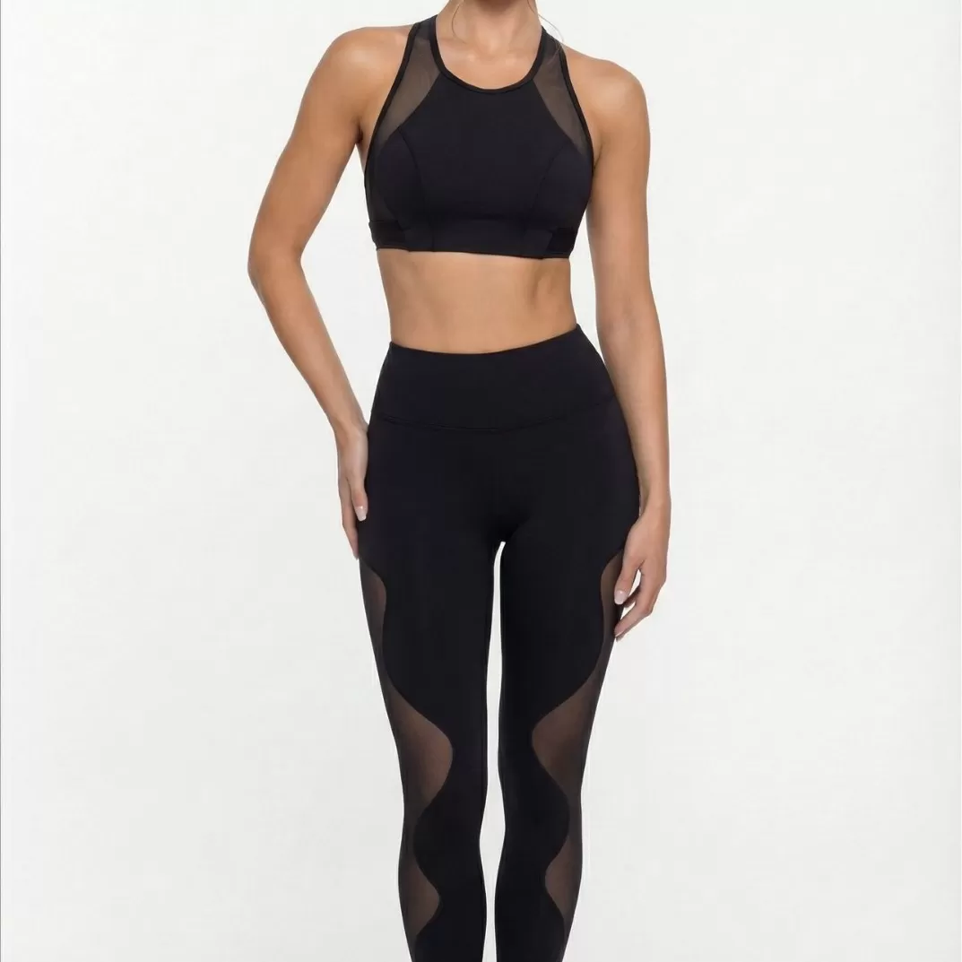 Conjuntos de sujetador deportivo de malla con leggings ajustados para levantar la cadera, pantalones deportivos de fitness y yoga para mujer FGB25126