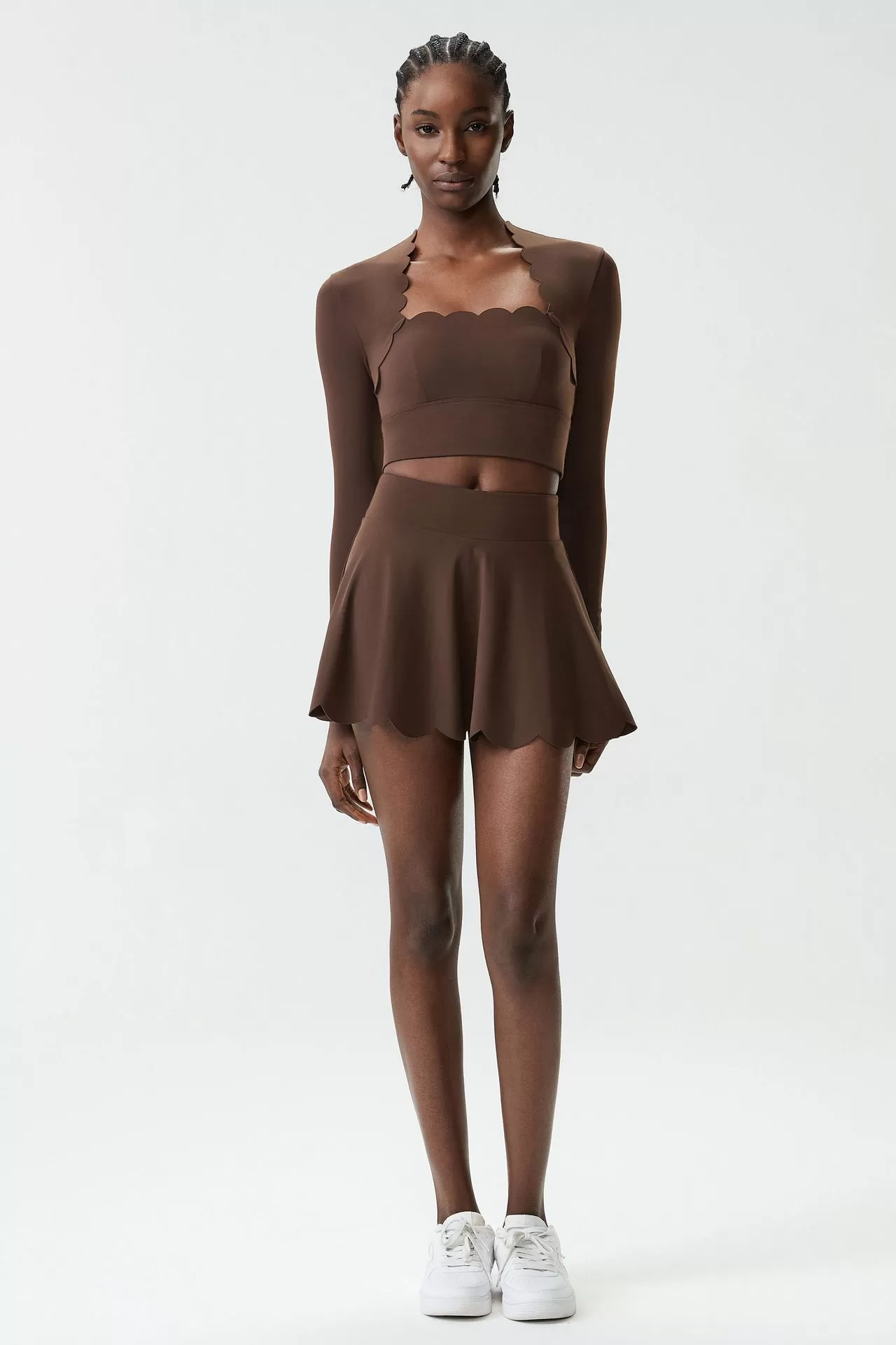 Mangas largas color café - 2 + faldas