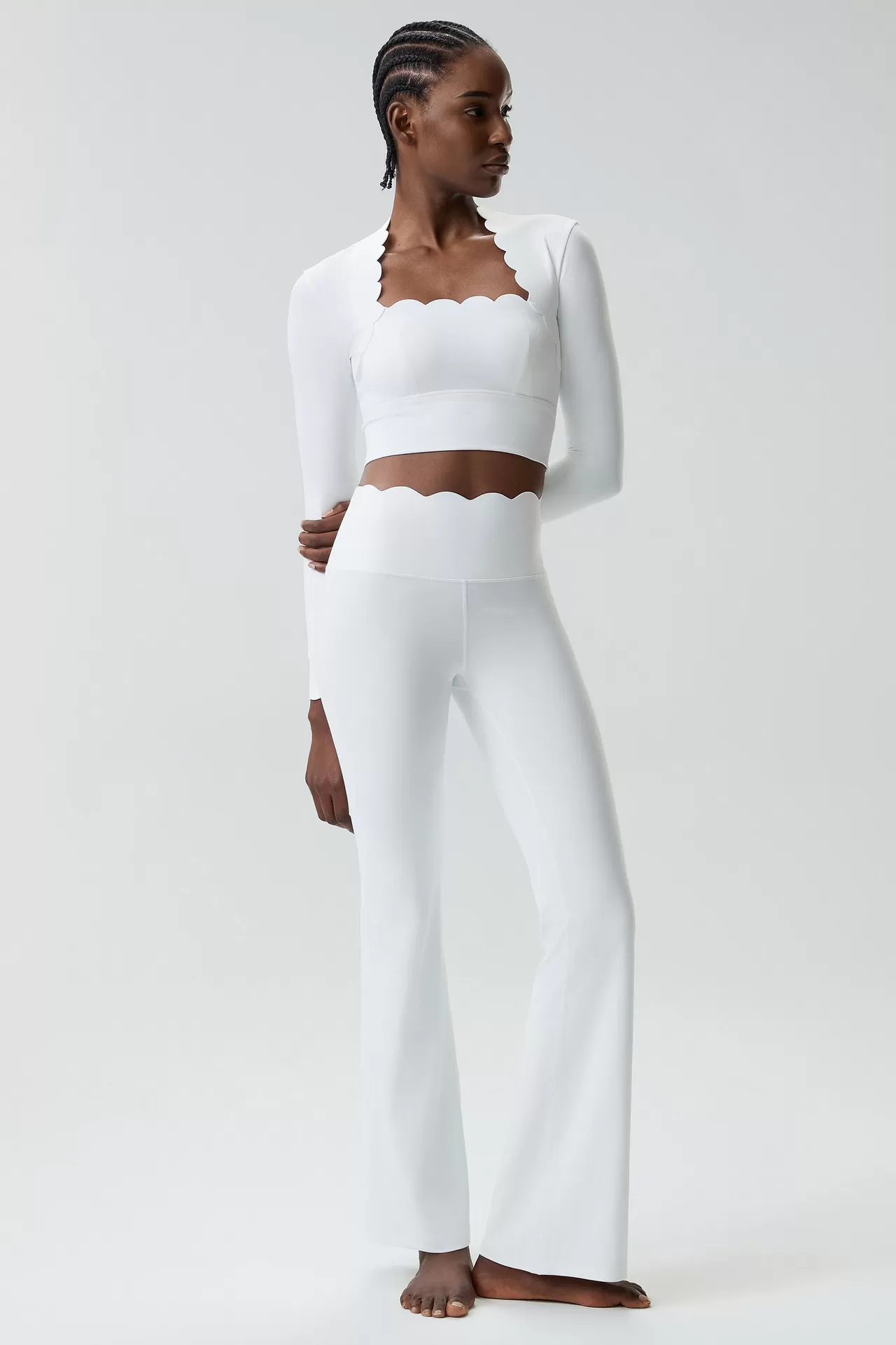 Manga larga color blanco roto-2+ pantalón