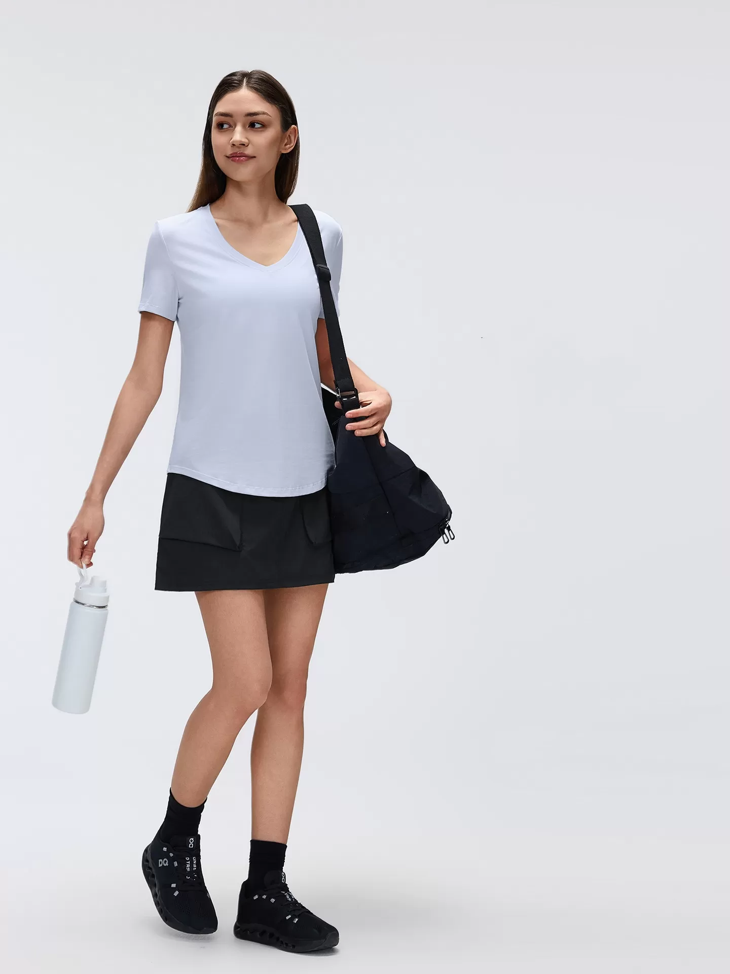 Camiseta deportiva holgada, transpirable, de secado rápido, versátil, ajustada, de color liso, para mujer, de manga corta, FGBD26087