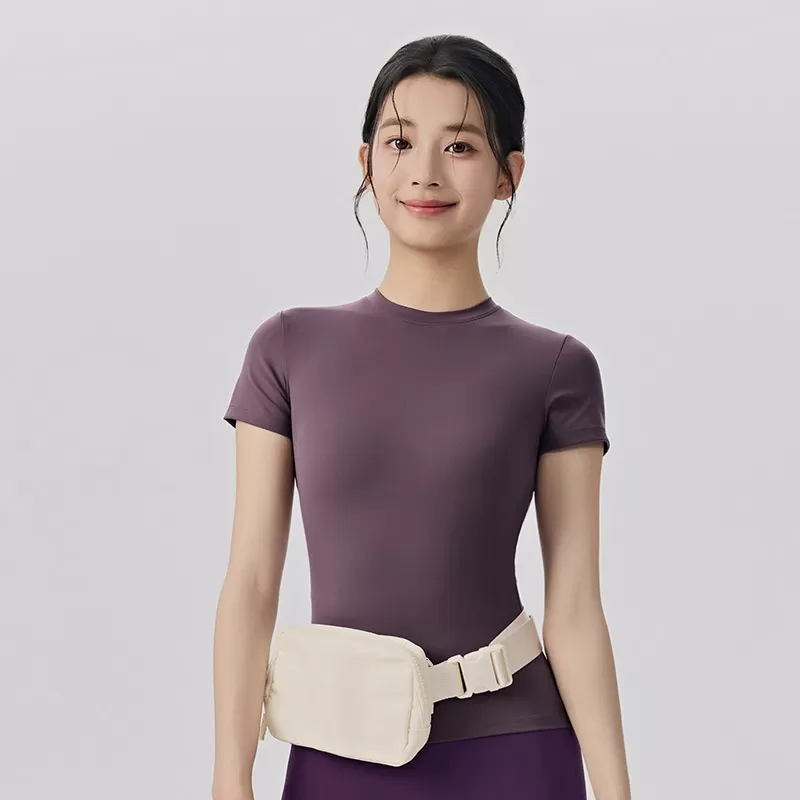 Mangas cortas moradas