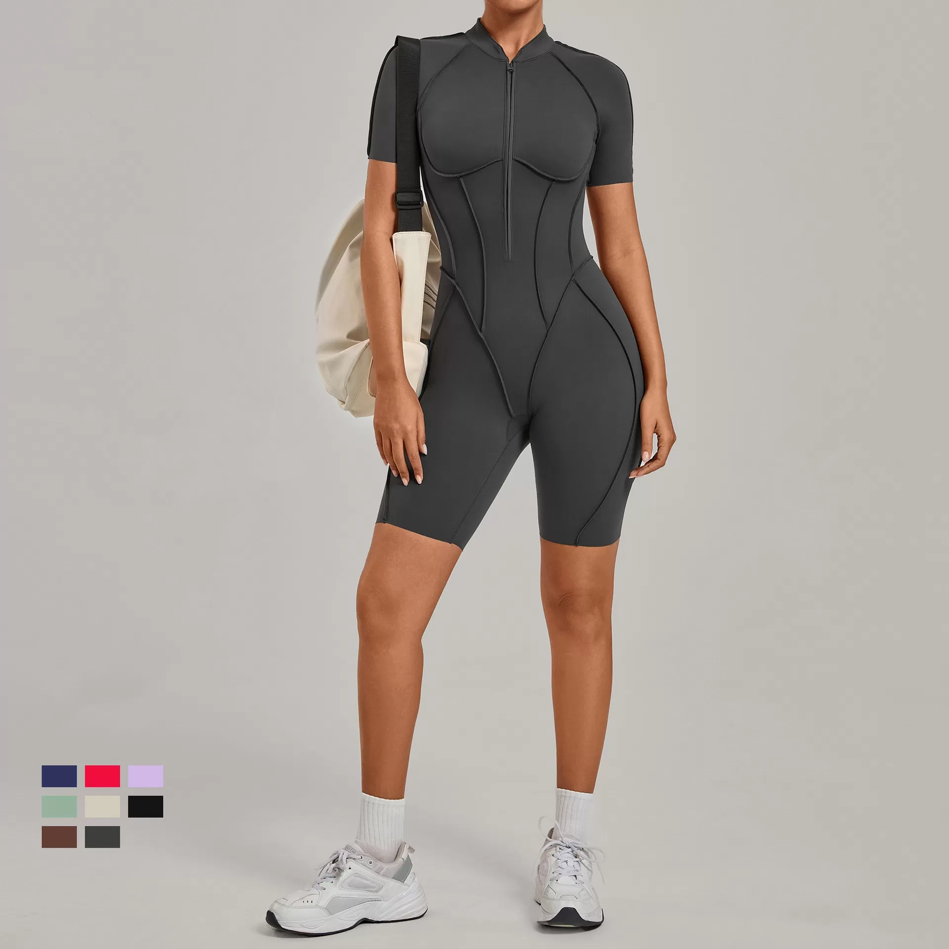 Mono deportivo de una pieza para mujer con media cremallera y manga corta, ideal para yoga y fitness (FGB2630)