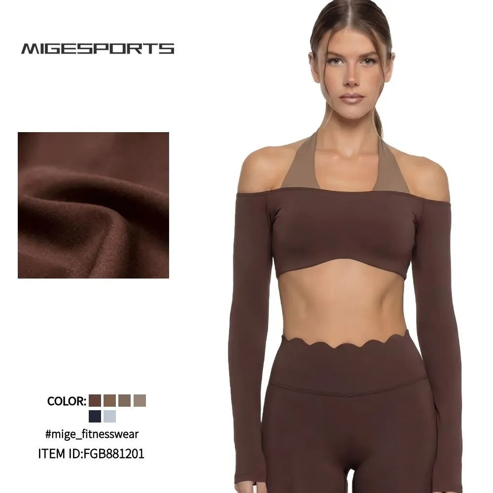 Top deportivo de manga larga para mujer, de color liso, con almohadillas en el pecho, de secado rápido, para pilates y yoga (FGB881201)