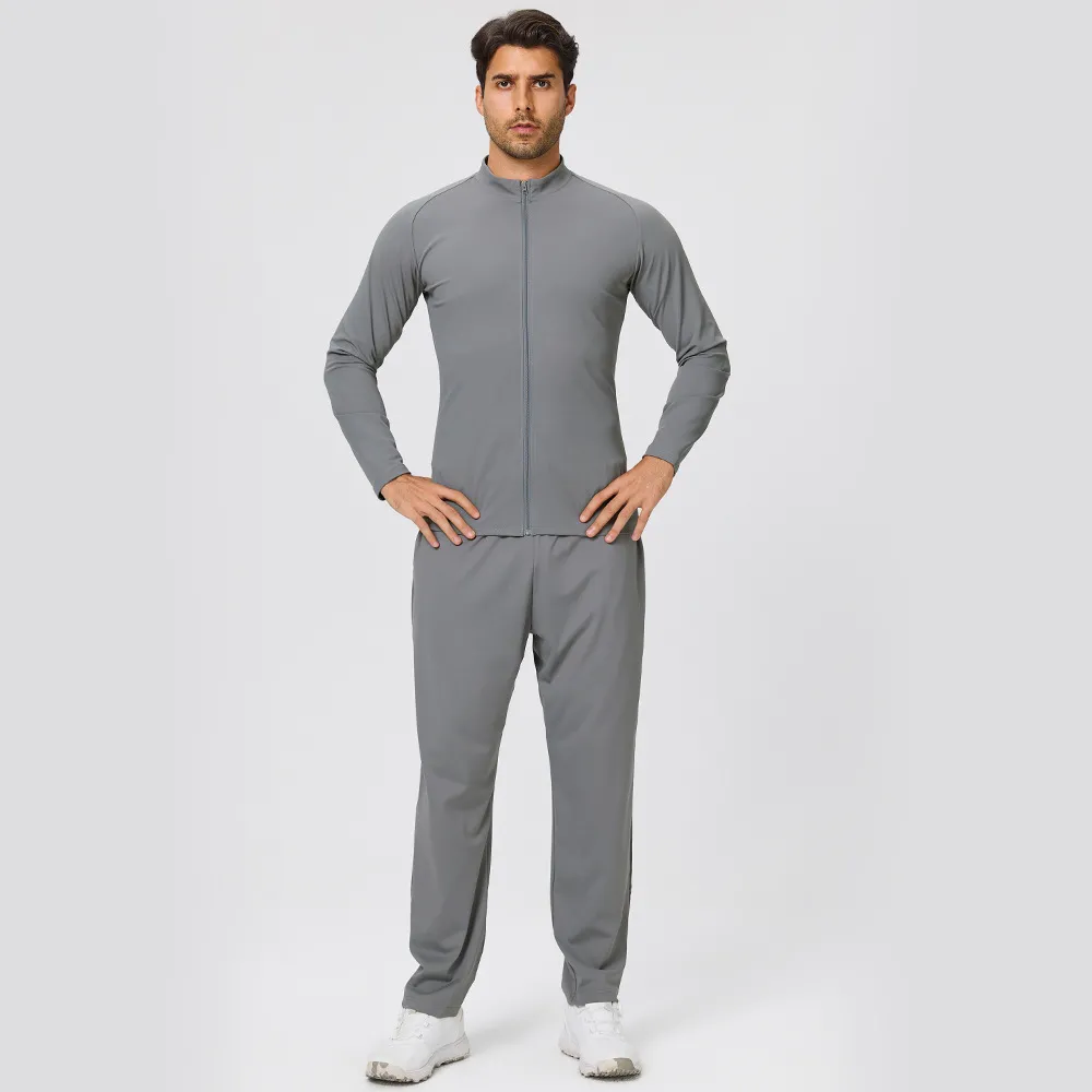 Chaqueta y pantalón gris oscuro