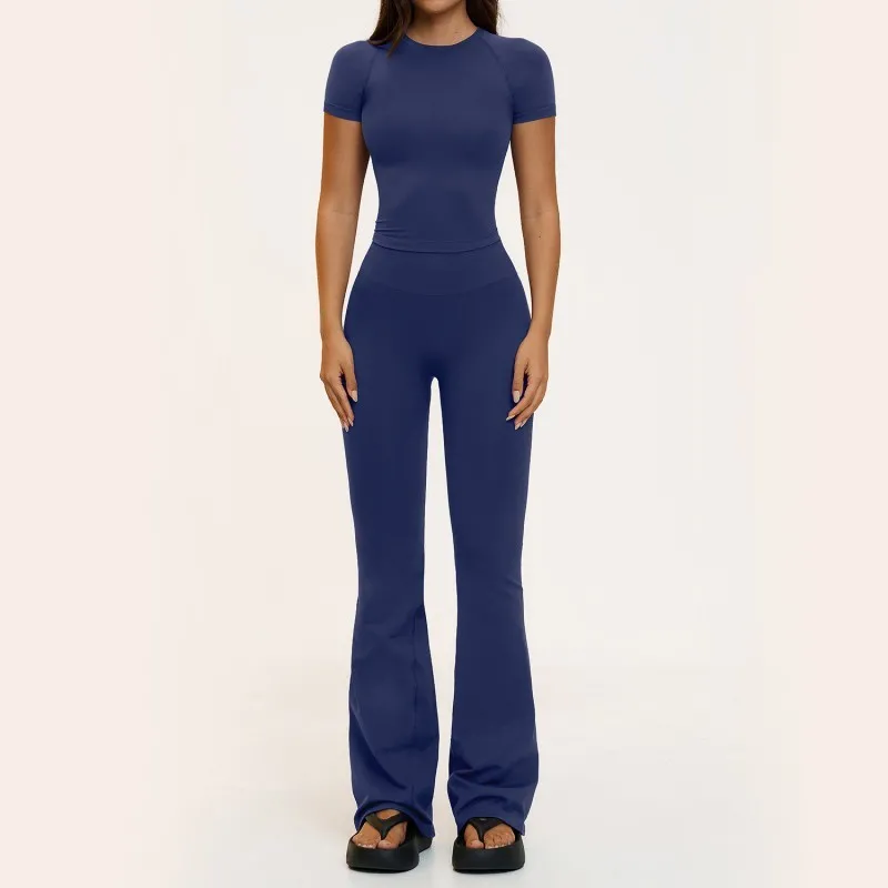 Conjunto de manga corta y pantalón en azul brumoso