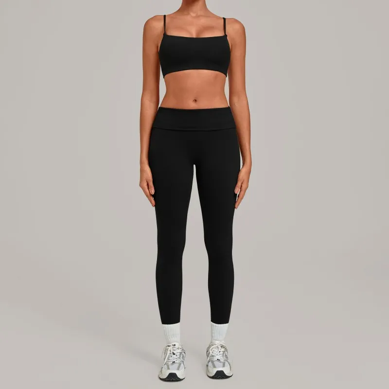 Sujetador y leggings negros