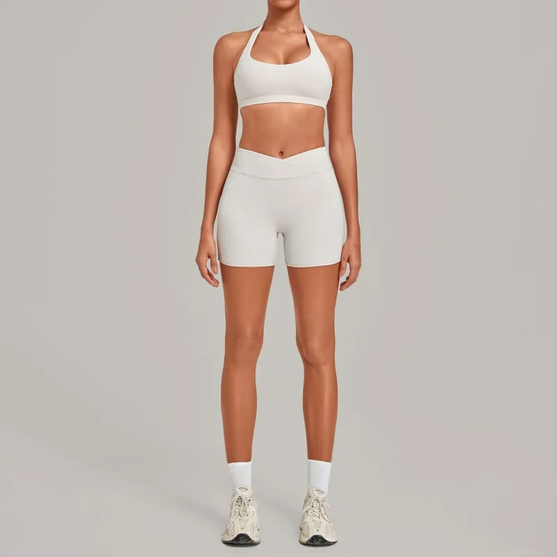 Sujetador y shorts color uva