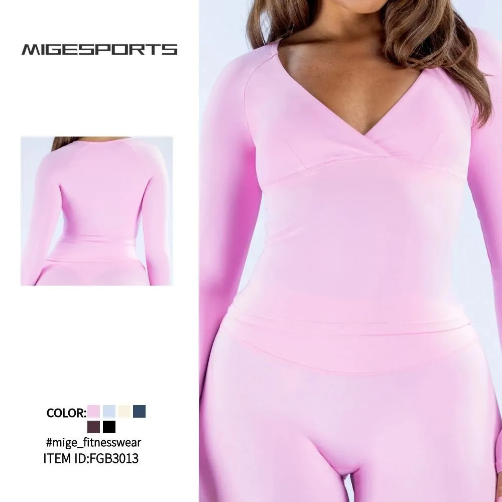 Camiseta deportiva informal de manga larga con escote en V profundo para mujer, ideal para entrenamientos y pilates (FGBRXW3013)