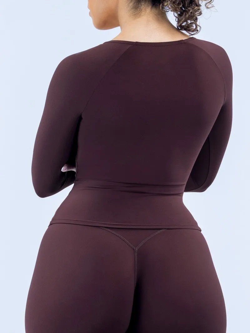 Camiseta deportiva informal de manga larga con escote en V profundo para mujer, ideal para entrenamientos y pilates (FGBRXW3013)