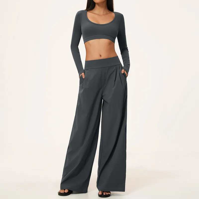 Top corto gris de manga larga + pantalones-2