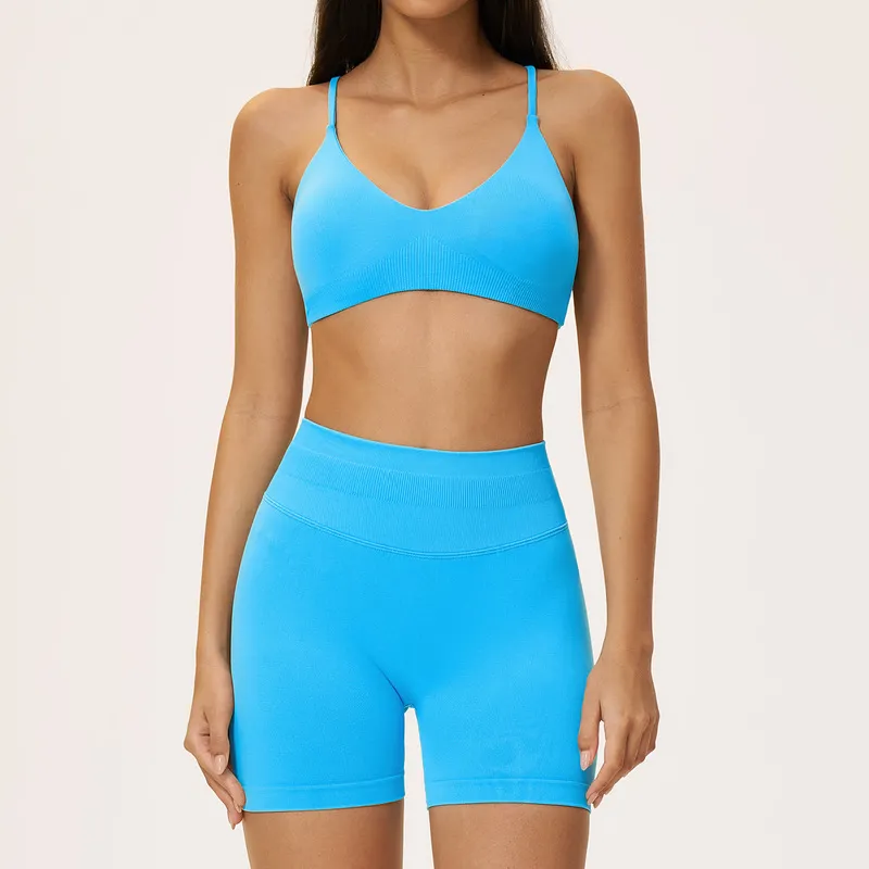 Conjunto de sujetador y shorts azul celeste