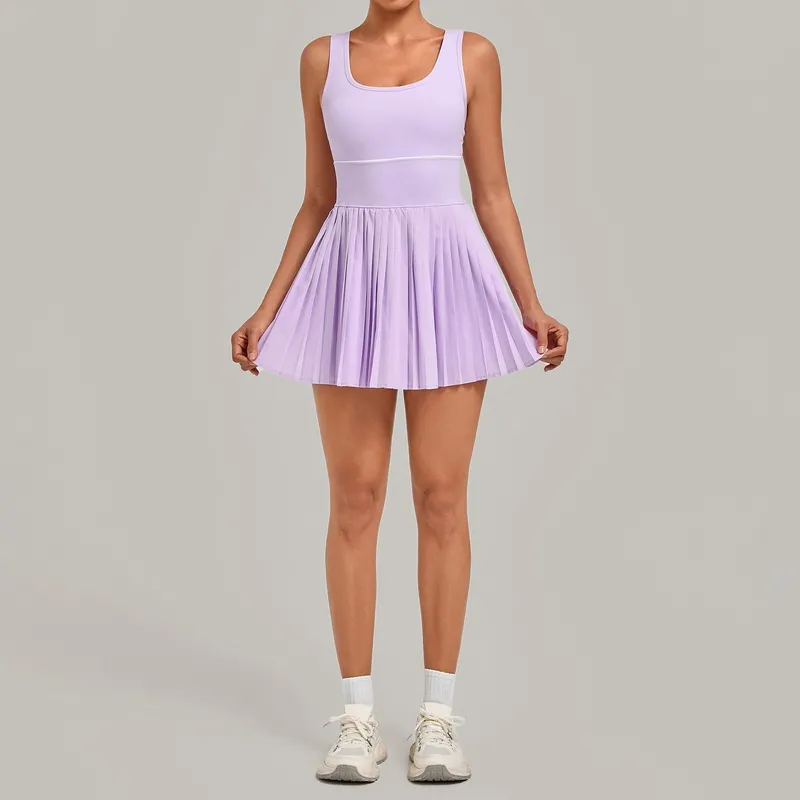 Vestido de tenis de una pieza para mujer: espalda descubierta, cuello cuadrado, falda plisada, shorts integrados, copas acolchadas y tejido de secado rápido (modelo FGBQS21151)