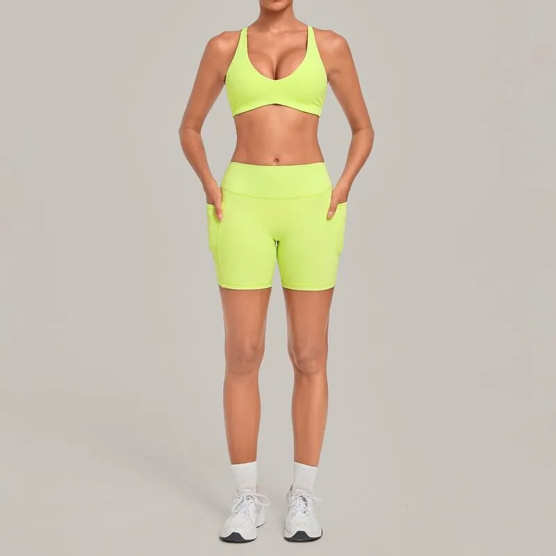 Conjunto de 2 piezas para mujer: shorts de cintura alta y top deportivo de entrenamiento con espalda descubierta y tiras cruzadas – Ropa deportiva para gimnasio FGBQS4837+8416