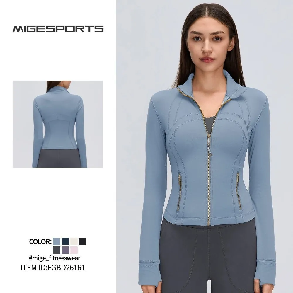 Chaqueta deportiva para mujer, ideal para correr, entrenar y hacer ejercicio en el gimnasio; cuenta con cierre completo, bolsillos con cremallera y aberturas para los pulgares (modelo FGBD26161)