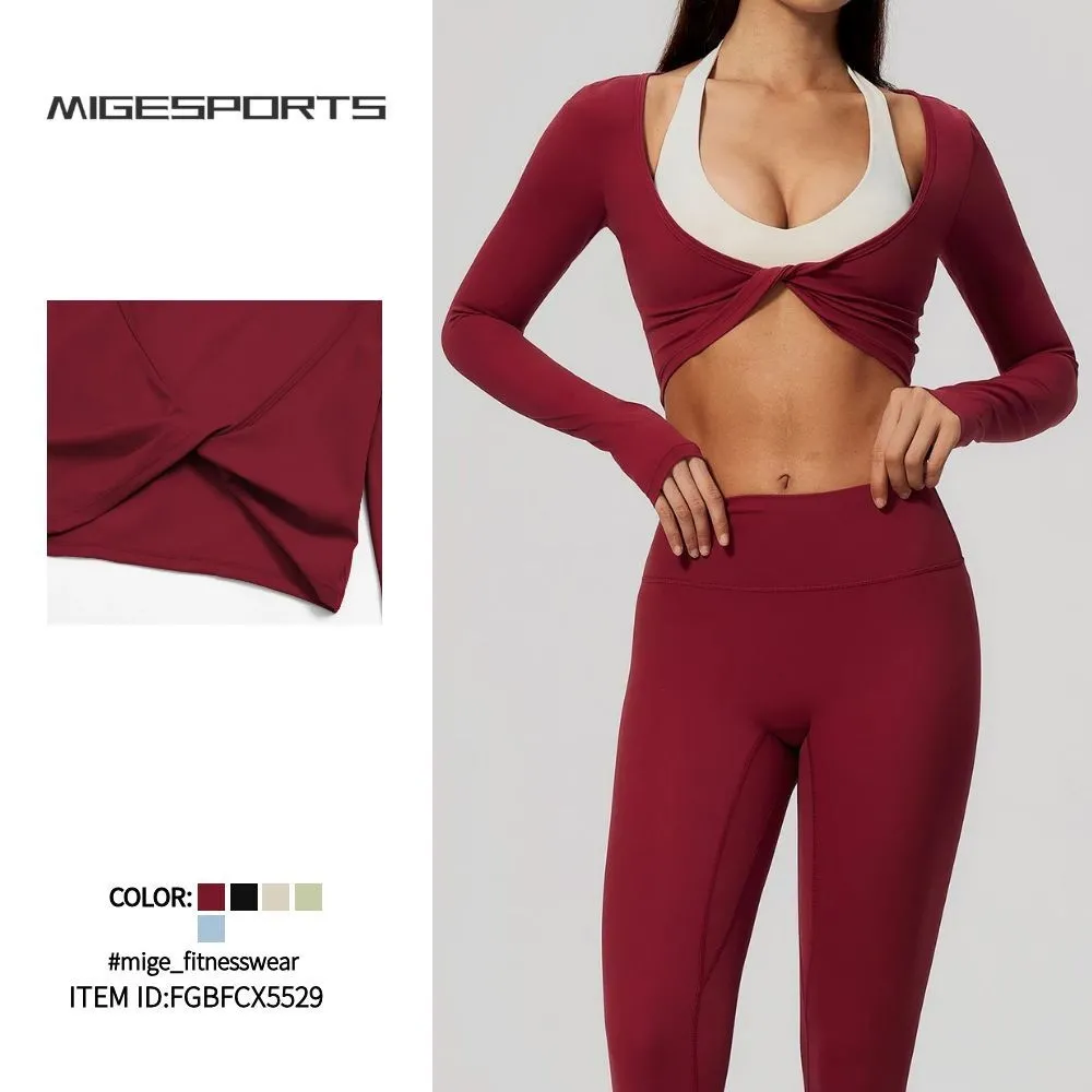 Top de yoga para mujer, de manga larga, ajustado, de nailon y elastano, diseño sencillo y liso con detalle plisado FGBFCX5529