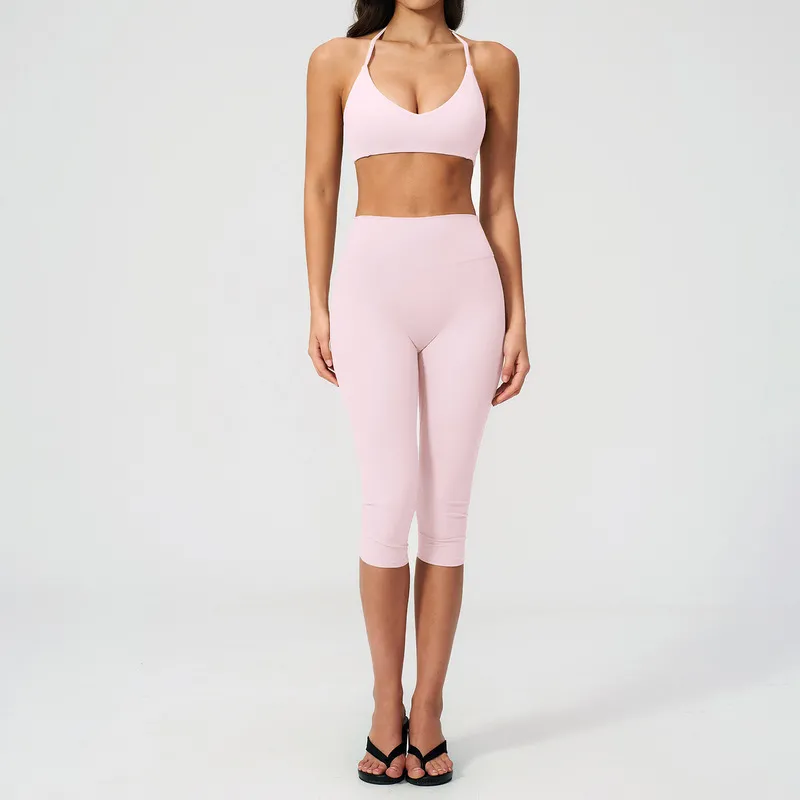 Sujetador rosa bebé + leggings de largo 3/4
