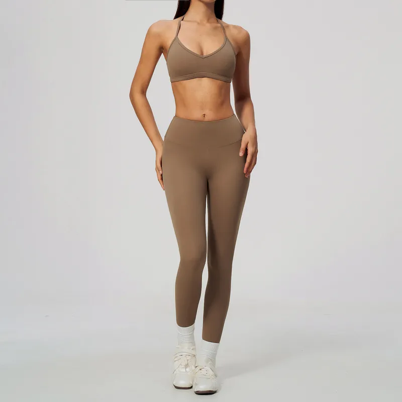 Conjunto de yoga para mujer, de tejido suave y cepillado; conjunto ajustado para correr, ropa de fitness, indumentaria para gimnasio (venta al por mayor) - FGBTZ5555